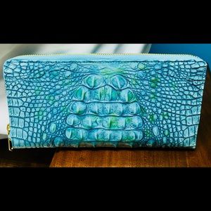 Brahmin Skyler in Astral